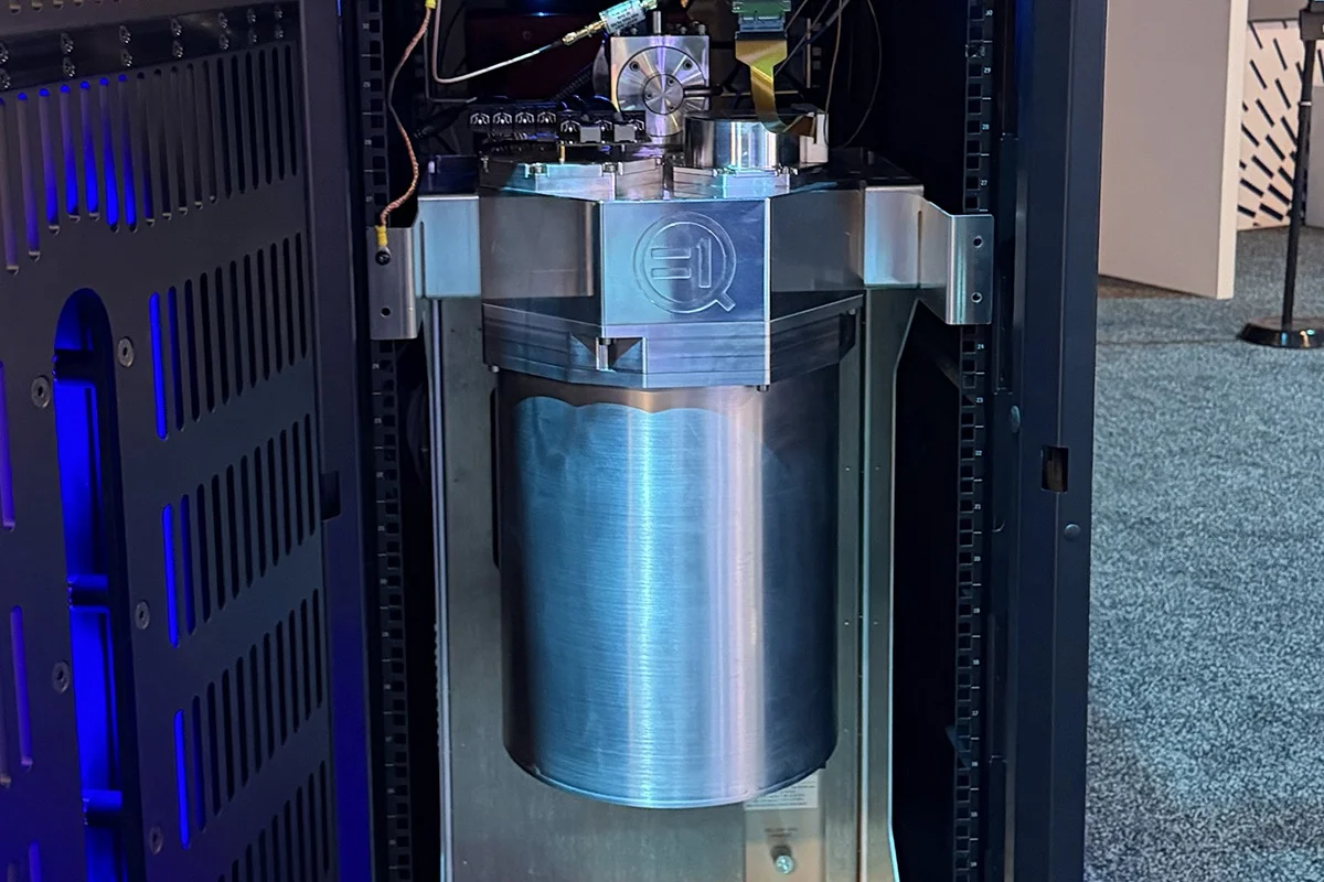 Equal1 Single Rack Quantum Computer