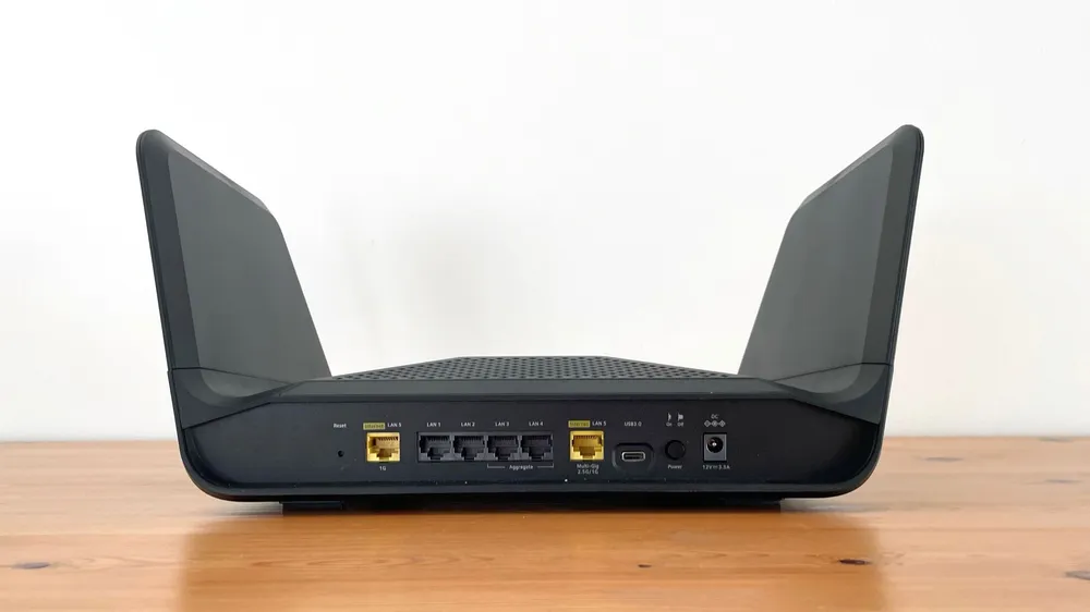 Netgear Nighthawk RAXE300